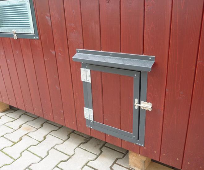 Vchodová dvířka s oplechováním 40x30cm